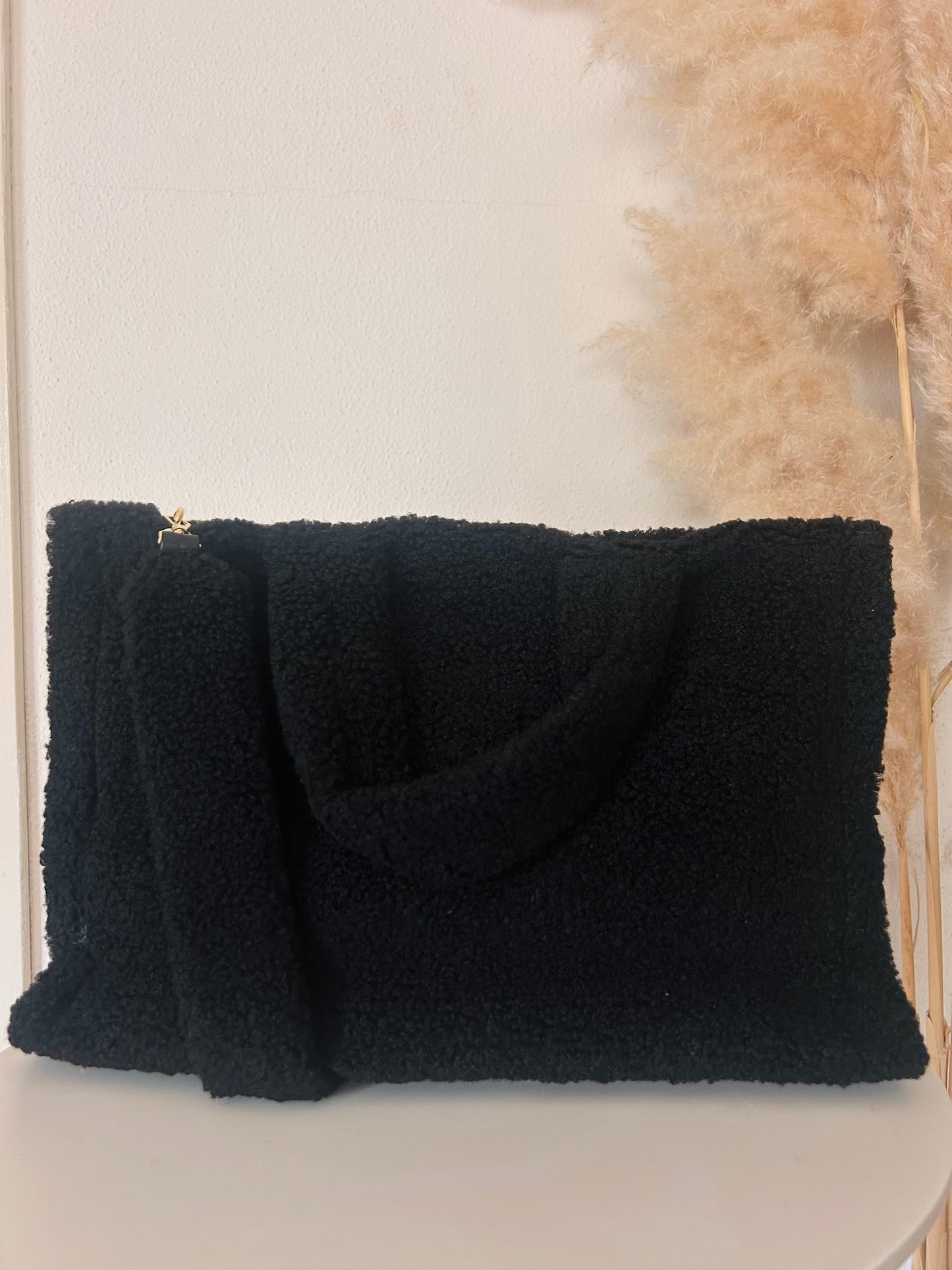 Fluffy Teddy tas | ZWART