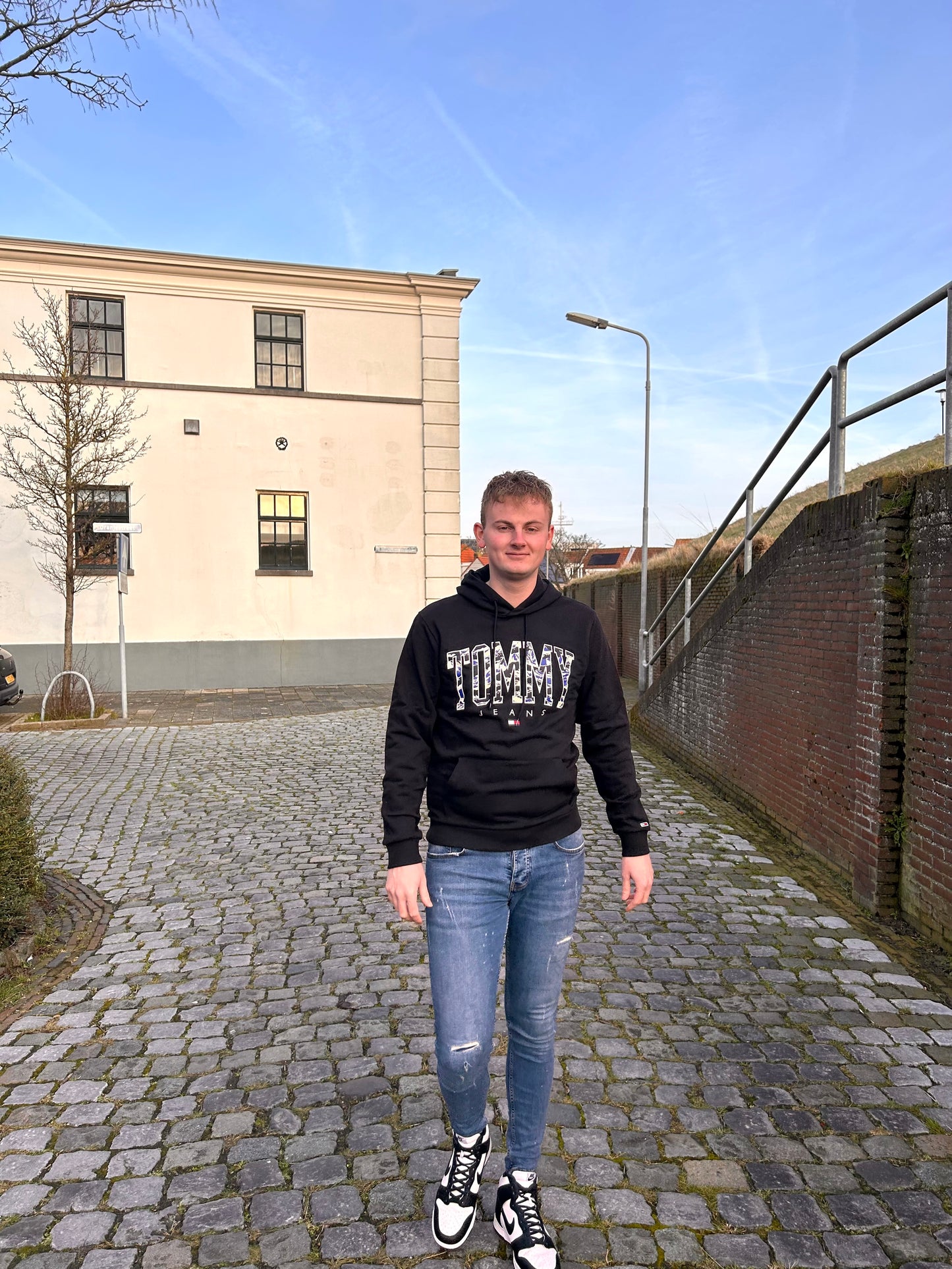 Tommy Hilfiger Hoodie Basic logo | ZWART