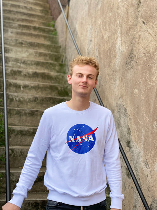 NASA Sweater | WHITE